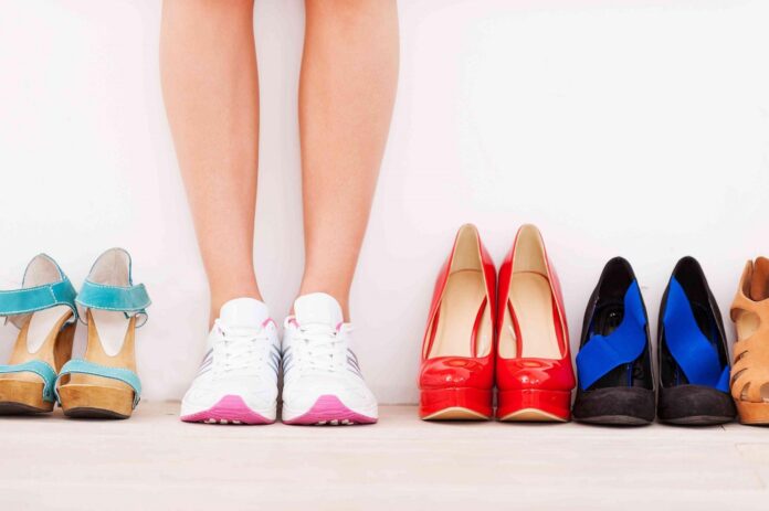 Wide fit comfort shoes